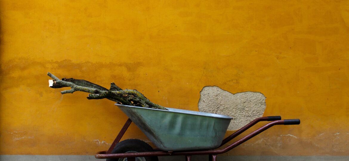 The wheelbarrow effect: cloud security under pressure